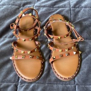 Madden Girl Fairway Sandal